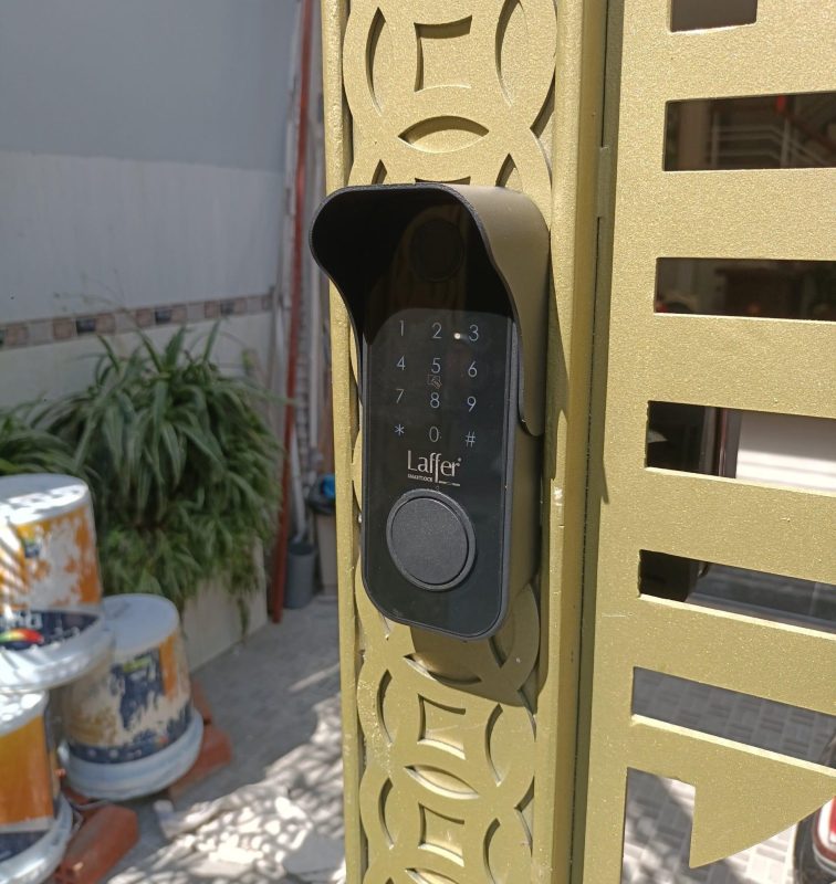 laffera1812756x800-2518